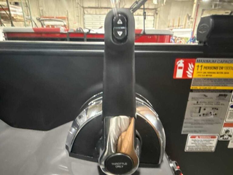 2026 Bennington 23SSB - ESP - Limited Edition US-ETWS9817K526 [photo 11]